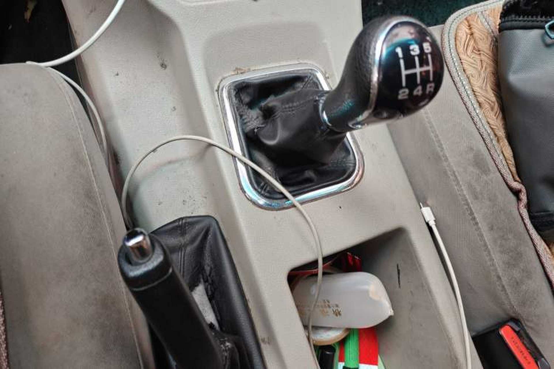 Used FORTHING Lingzhi 2019 V3 1.6L 2-Seat Standard Model China VI Gear Lever