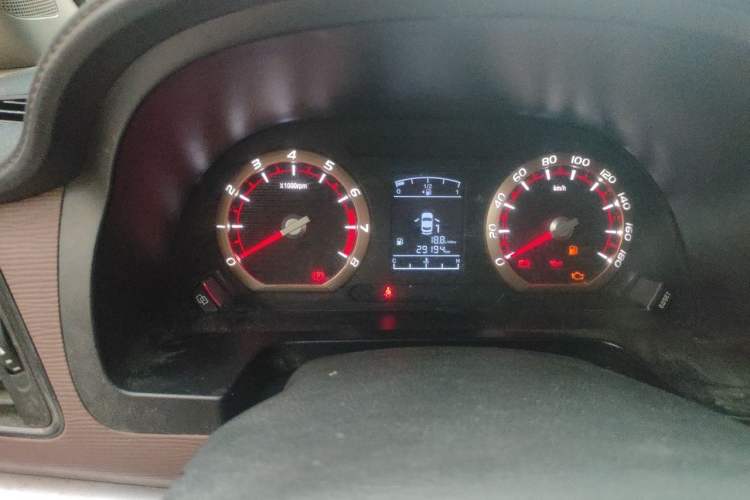 Used FORTHING Lingzhi 2019 V3 1.6L 2-Seat Logistics Version Instrument Cluster