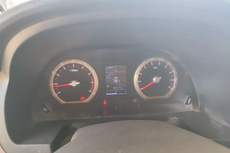 Used FORTHING Lingzhi 2019 M5L 1.6L 9-Seater Base Model China VI Standard Instrument Cluster