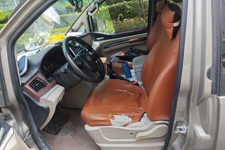 Used FORTHING Lingzhi 2019 M5L 1.6L 7-Seater Standard Model China VI Left Front Seat