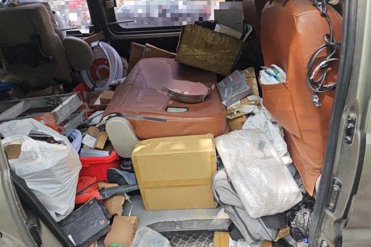 Used FORTHING Lingzhi 2019 M5L 1.6L 7-Seater Standard Model China VI Left Rear Seat