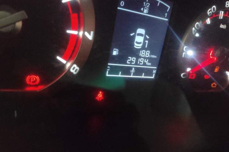 Used FORTHING Lingzhi 2019 V3 1.6L 2-Seat Logistics Version Odometer Close Up