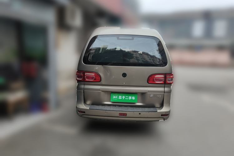 Used FORTHING Lingzhi 2019 M5 1.6L 7-Seater Base Model China VI Rear