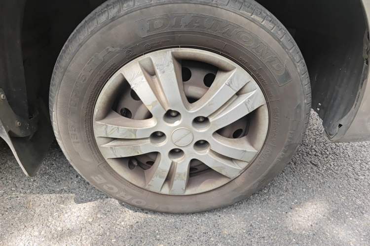 Used FORTHING Lingzhi 2019 M5L 1.6L 7-Seater Standard Model China VI Right Front Wheel Hub