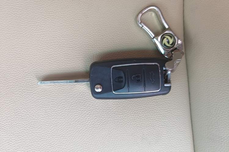 Used FORTHING Lingzhi 2019 M5 1.6L Exclusive Edition 7-Seater Vehicle Key