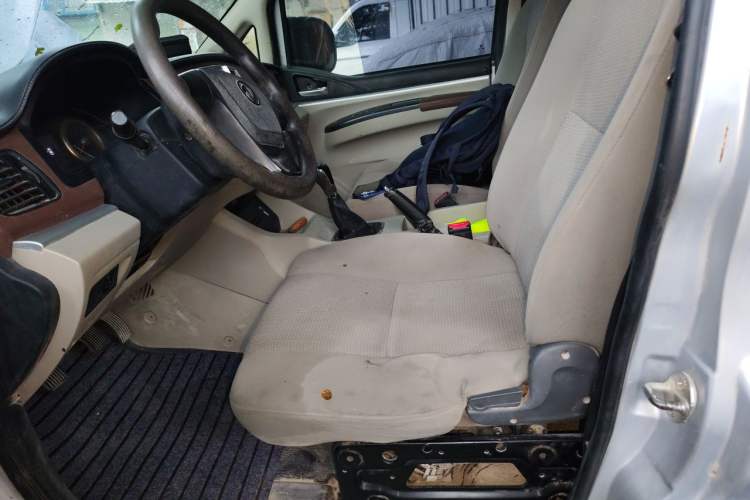 Used FORTHING Lingzhi 2019 V3 1.6L 2-Seat Standard Model China VI Left Front Seat