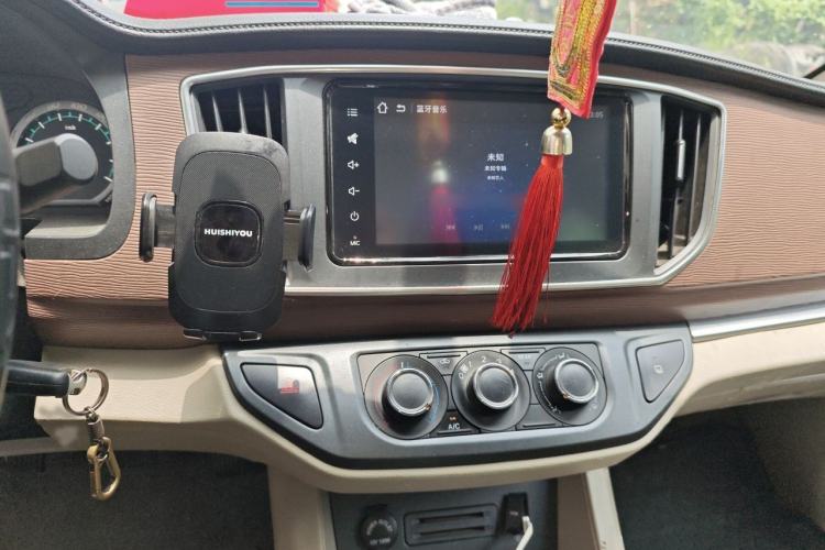 Used FORTHING Lingzhi 2019 M5L 1.6L 7-Seater Standard Model China VI Audio And AC Panel