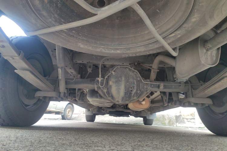 Used FORTHING Lingzhi 2019 Facelifted M3L 1.6L 7-Seater Standard Model Chassis Rear