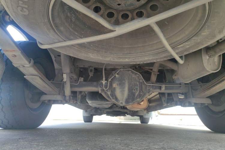 Used FORTHING Lingzhi 2019 Facelifted M3L 1.6L 7-Seater Standard Model Chassis Rear
