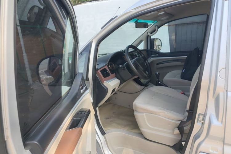 Used FORTHING Lingzhi 2019 M5L 1.6L 7-Seater Base Model China VI Standard Driver Seat