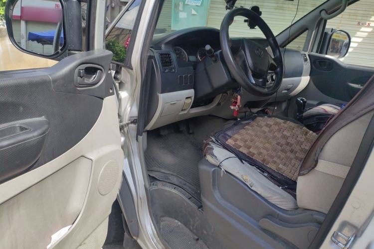 Used FORTHING Lingzhi 2019 Facelifted M3L 1.6L 7-Seater Standard Model Driver Seat