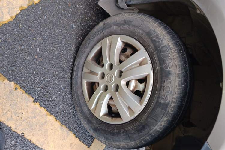 Used FORTHING Lingzhi 2019 V3 1.6L 2-Seat Standard Model China VI Exterior 1