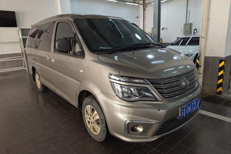 Used FORTHING Lingzhi 2019 M5L 1.6L 7-Seater Comfort Model China VI Standard Front Right 45 Deg