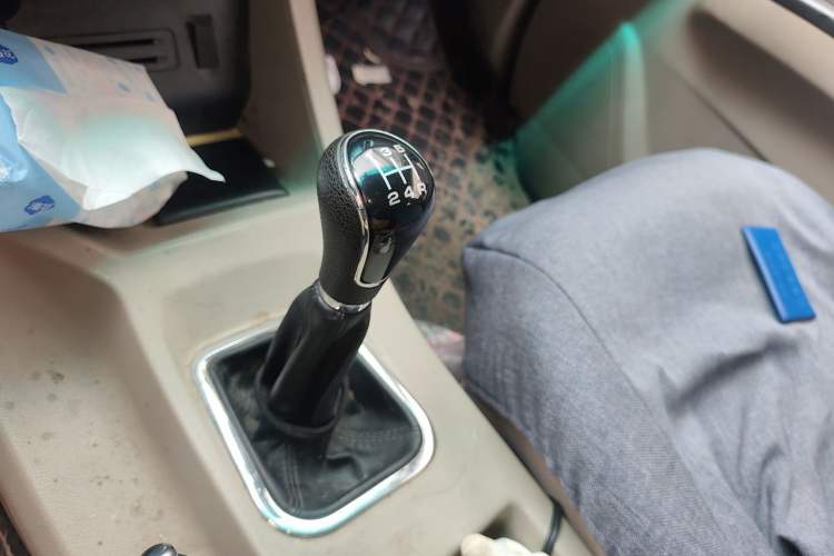 Used FORTHING Lingzhi 2019 M5 1.6L 7-Seater Base Model China VI Gear Lever