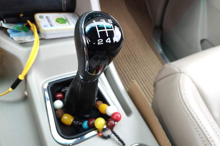 Used FORTHING Lingzhi 2019 M5L 1.6L 7-Seater Luxury Model China VI Standard Gear Lever