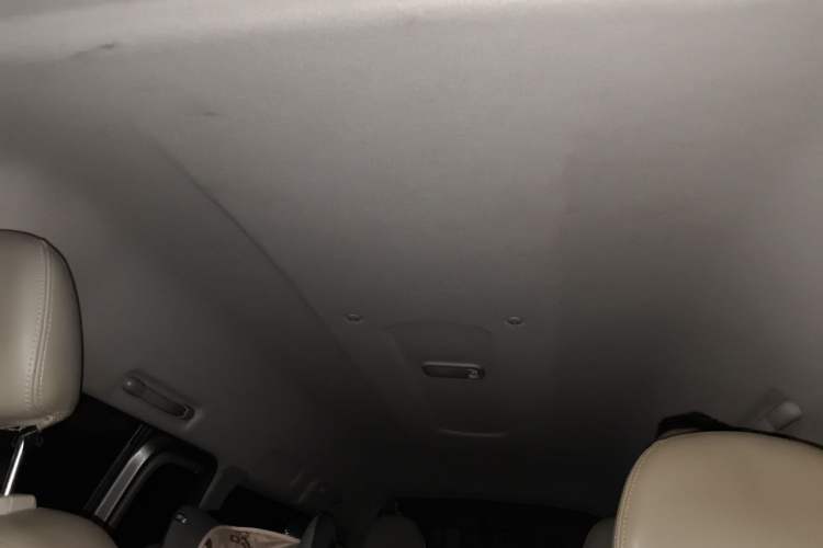 Used FORTHING Lingzhi 2019 M5L 1.6L 7-Seater Luxury Model China VI Standard Headliner