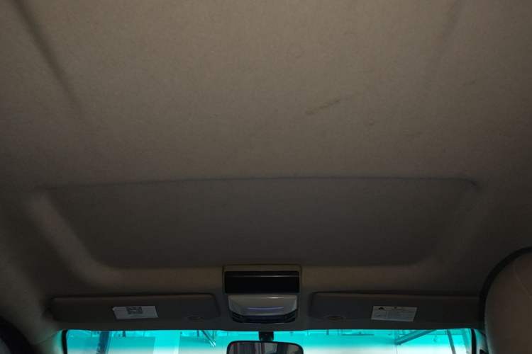 Used FORTHING Lingzhi 2019 M5L 1.6L 7-Seater Comfort Model China VI Standard Headliner
