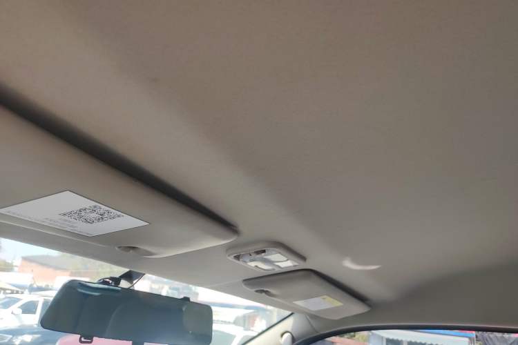 Used FORTHING Lingzhi 2019 Facelifted M5L 1.6L 7-Seater Base Model China VI Standard Headliner