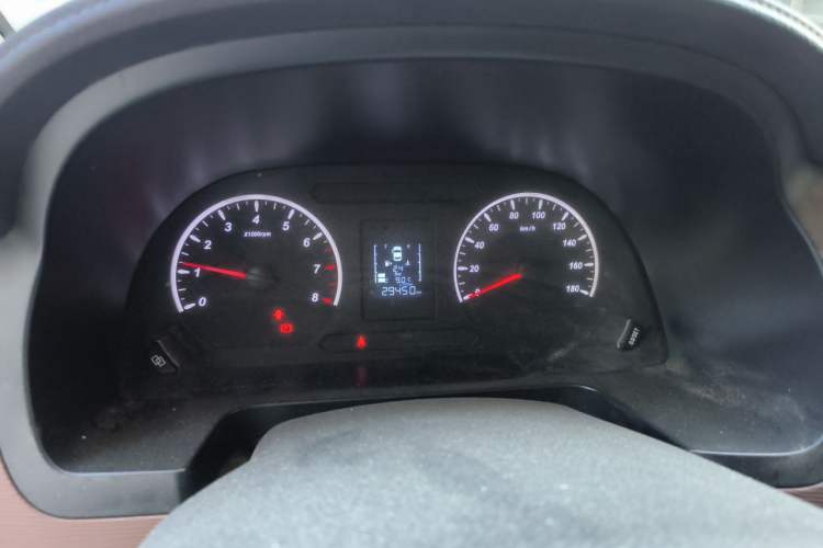 Used FORTHING Lingzhi 2019 M5L 1.6L 7-Seater Base Model China VI Standard Instrument Cluster