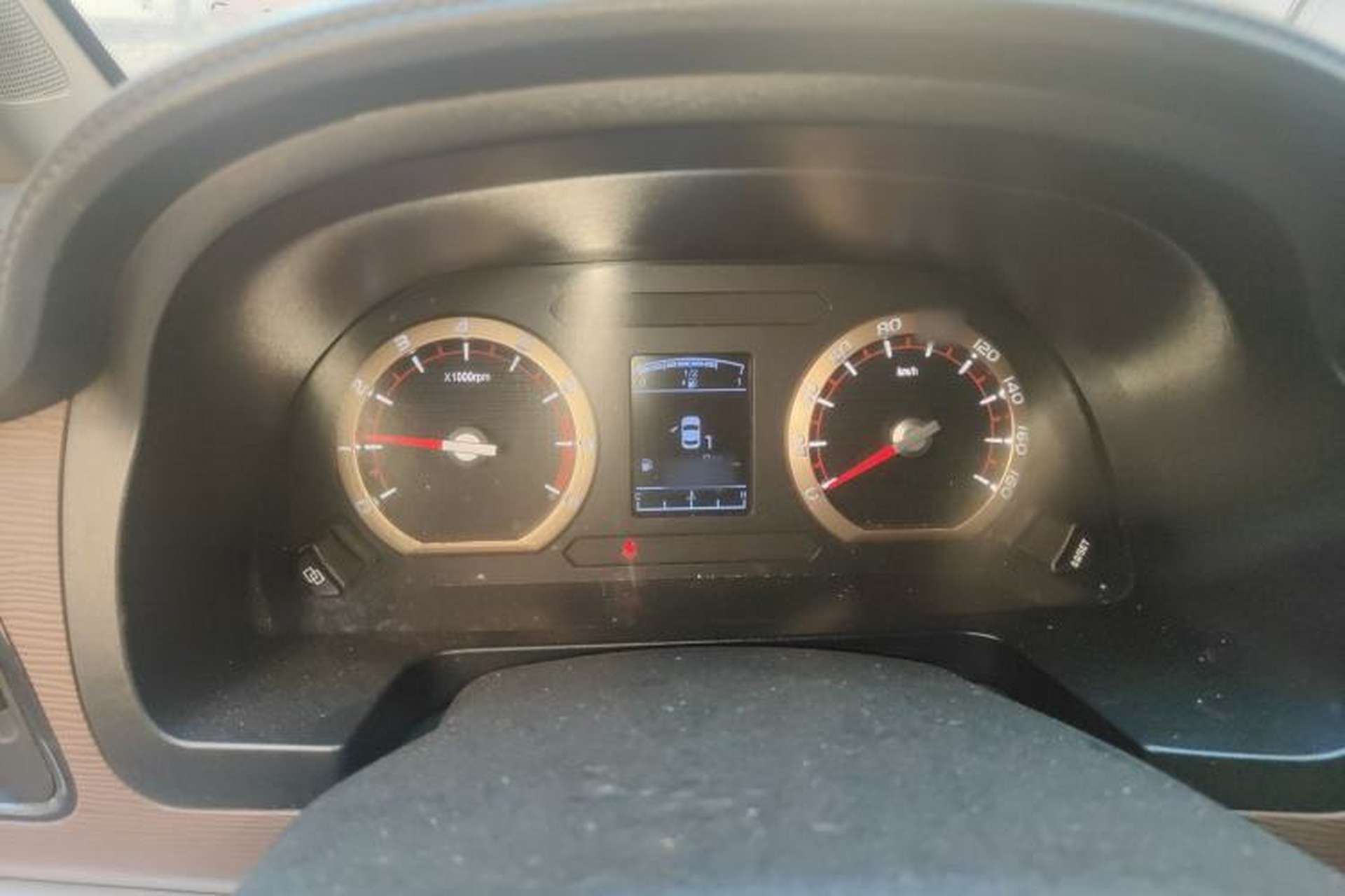 Used FORTHING Lingzhi 2019 V3 1.6L 2-Seat Standard Model China VI Instrument Cluster