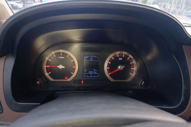 Used FORTHING Lingzhi 2019 V3 1.6L 2-Seat Standard Model China VI Instrument Cluster