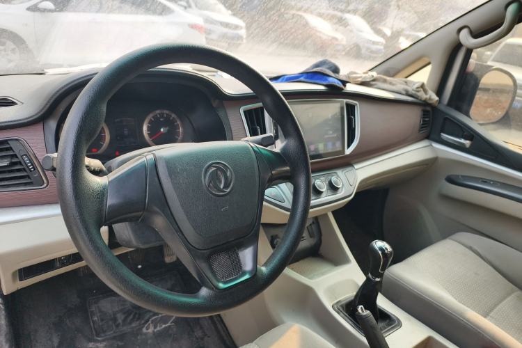 Used FORTHING Lingzhi 2019 V3 1.6L 2-Seat Standard Model China VI Interior 3