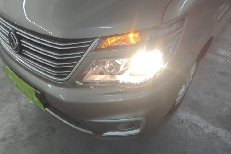 Used FORTHING Lingzhi 2019 M5L 1.6L 7-Seater Base Model China VI Standard Left Front Headlight