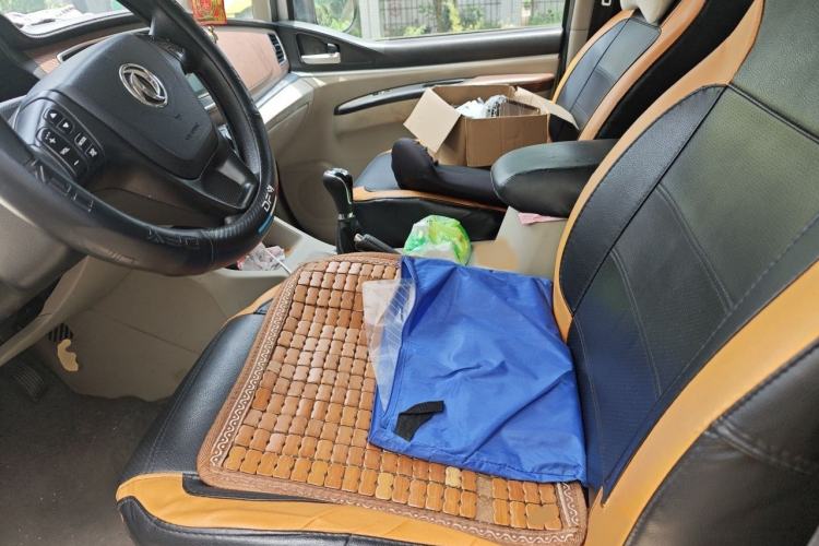 Used FORTHING Lingzhi 2019 M5L 1.6L 7-Seater Standard Model China VI Left Front Seat