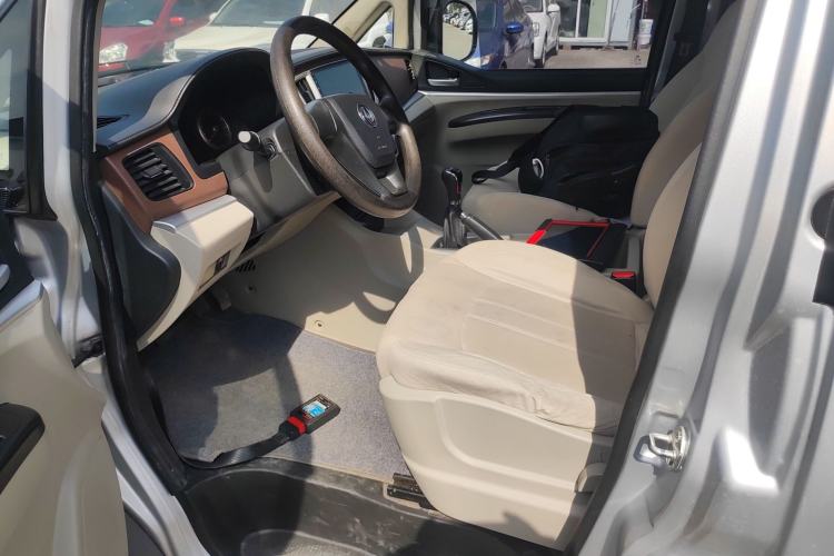 Used FORTHING Lingzhi 2019 Facelifted M5L 1.6L 7-Seater Base Model China VI Standard Left Front Seat