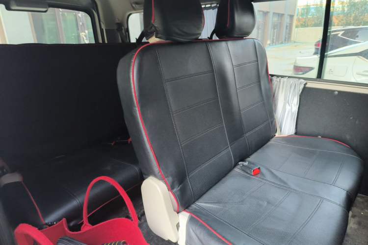 Used FORTHING Lingzhi 2019 M5L 1.6L 7-Seater Base Model China VI Standard Left Rear Seat