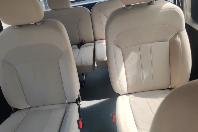 Used FORTHING Lingzhi 2019 Facelifted M5L 1.6L 7-Seater Base Model China VI Standard Left Rear Seat