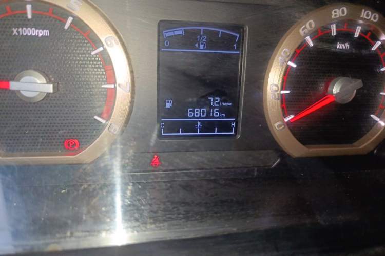 Used FORTHING Lingzhi 2019 V3 1.6L 2-Seat Standard Model China VI Odometer Close Up