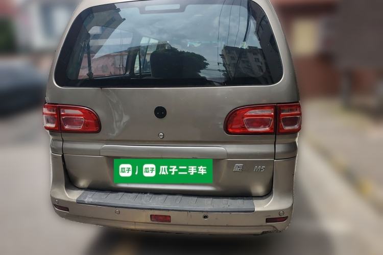 Used FORTHING Lingzhi 2019 M5 1.6L 7-Seater Base Model China VI Rear