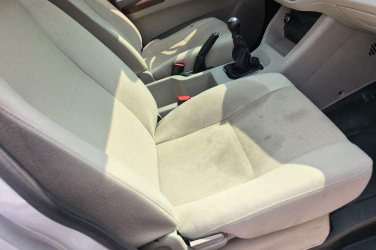 Used FORTHING Lingzhi 2019 M5L 1.6L 7-Seater Exclusive Model China VI Standard Right Front Seat