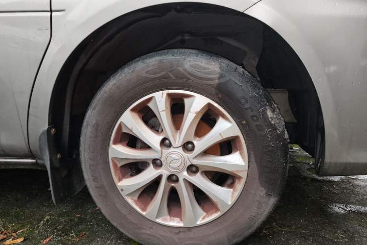 Used FORTHING Lingzhi 2019 M5L 1.6L 7-Seater Luxury Model China VI Standard Right Front Wheel Hub