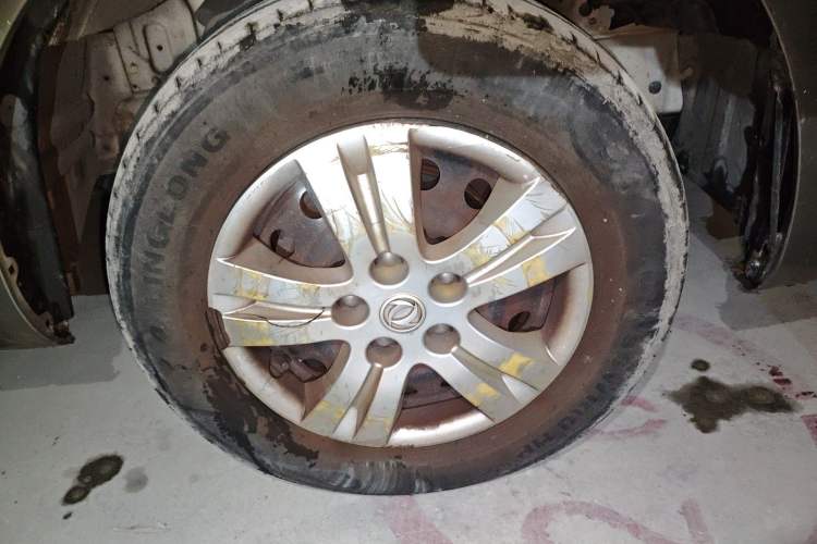 Used FORTHING Lingzhi 2019 M5L 1.6L 7-Seater Exclusive Model China VI Standard Right Front Wheel Hub