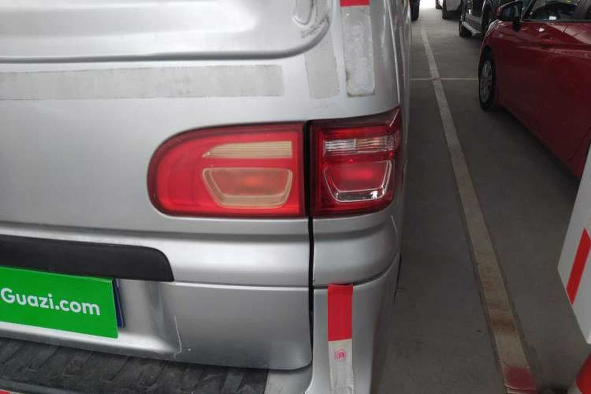 Used FORTHING Lingzhi 2019 V3 1.6L 2-Seat Standard Model China VI Right Rear Taillight