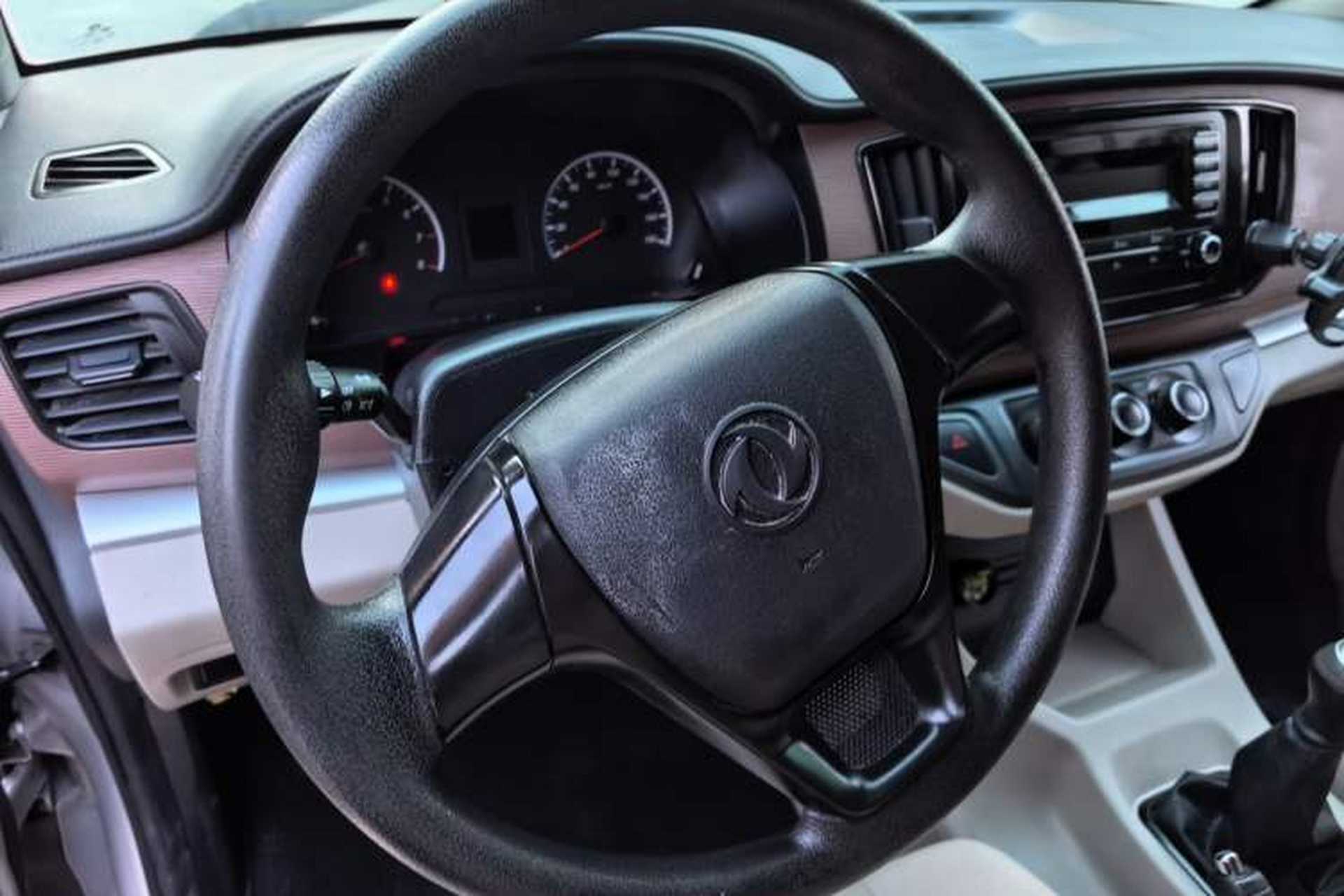 Used FORTHING Lingzhi 2019 M5L 1.6L 7-Seater Exclusive Model China VI Standard Steering Wheel