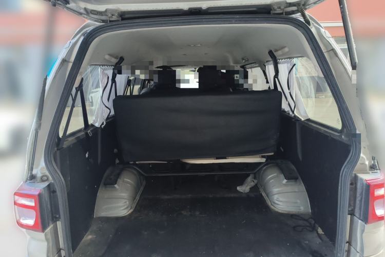 Used FORTHING Lingzhi 2019 M5L 1.6L 7-Seater Base Model China VI Standard Trunk