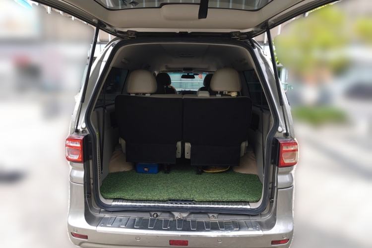 Used FORTHING Lingzhi 2019 M5L 1.6L 7-Seater Luxury Model China VI Standard Trunk