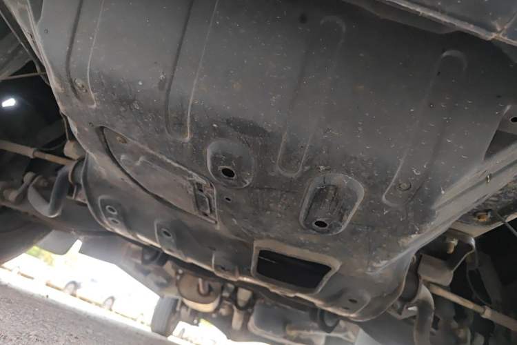 Used FORTHING Lingzhi 2019 V3 1.6L 2-Seat Standard Model China VI Chassis Front