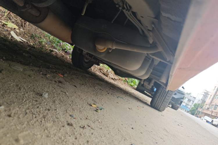 Used FORTHING Lingzhi 2019 V3 1.6L 2-Seat Standard Model China VI Chassis Front Left