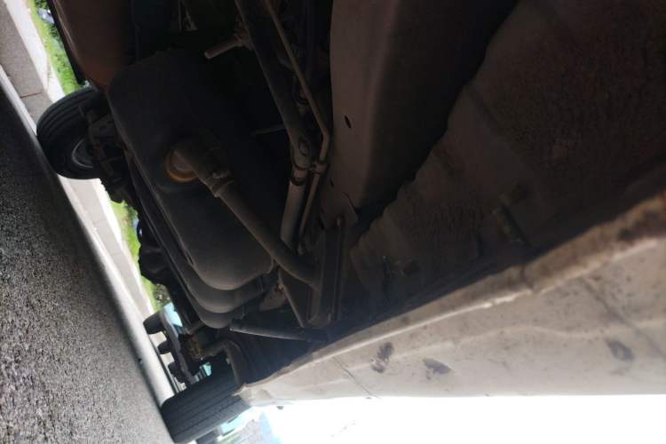 Used FORTHING Lingzhi 2019 M5L 1.6L 7-Seater Standard Model China VI Chassis Front Left