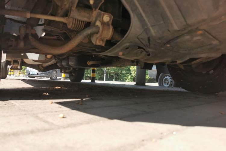 Used FORTHING Lingzhi 2019 V3 1.6L 2-Seat Standard Model China VI Chassis Front Right