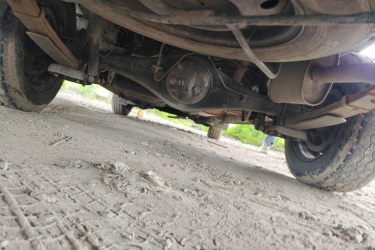 Used FORTHING Lingzhi 2019 V3 1.6L 2-Seat Standard Model China VI Chassis Rear