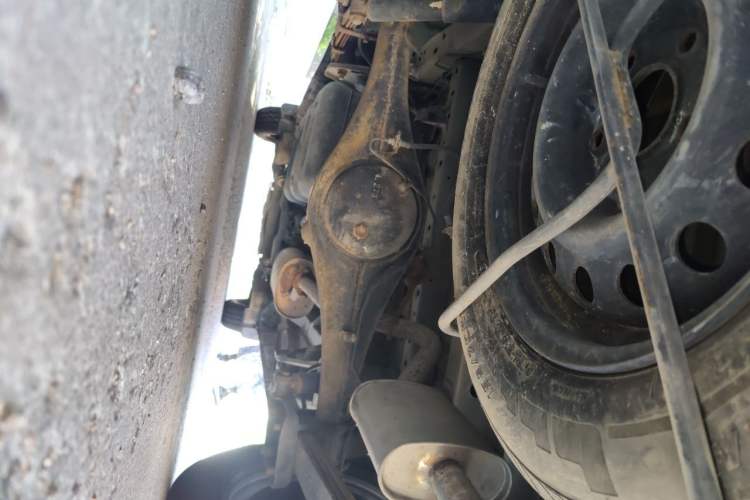 Used FORTHING Lingzhi 2019 V3 1.6L 2-Seat Standard Model China VI Chassis Rear