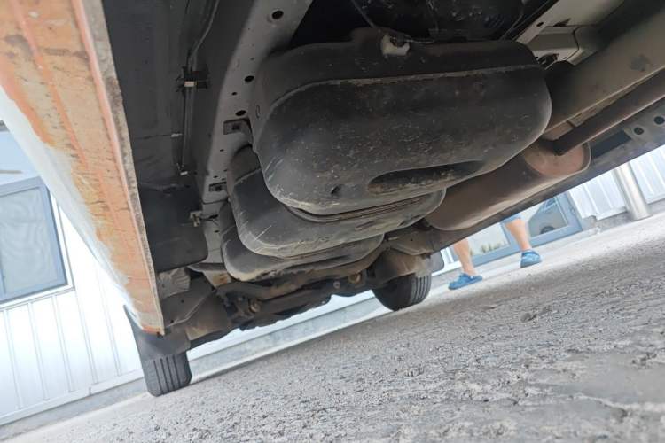Used FORTHING Lingzhi 2019 V3 1.6L 2-Seat Standard Model China VI Chassis Rear Left