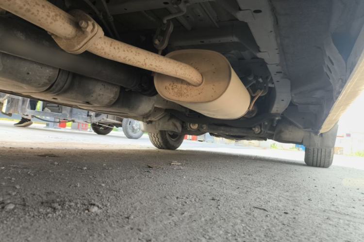 Used FORTHING Lingzhi 2019 V3 1.6L 2-Seat Standard Model China VI Chassis Rear Right