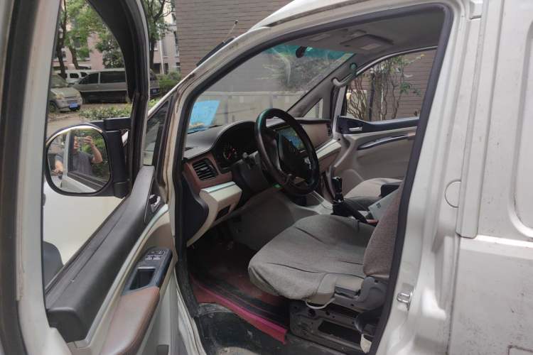 Used FORTHING Lingzhi 2019 V3 1.6L 2-Seat Standard Model China VI Driver Seat