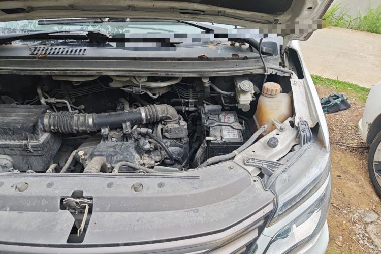 Used FORTHING Lingzhi 2019 M5L 1.6L 7-Seater Standard Model China VI Engine Bay Left